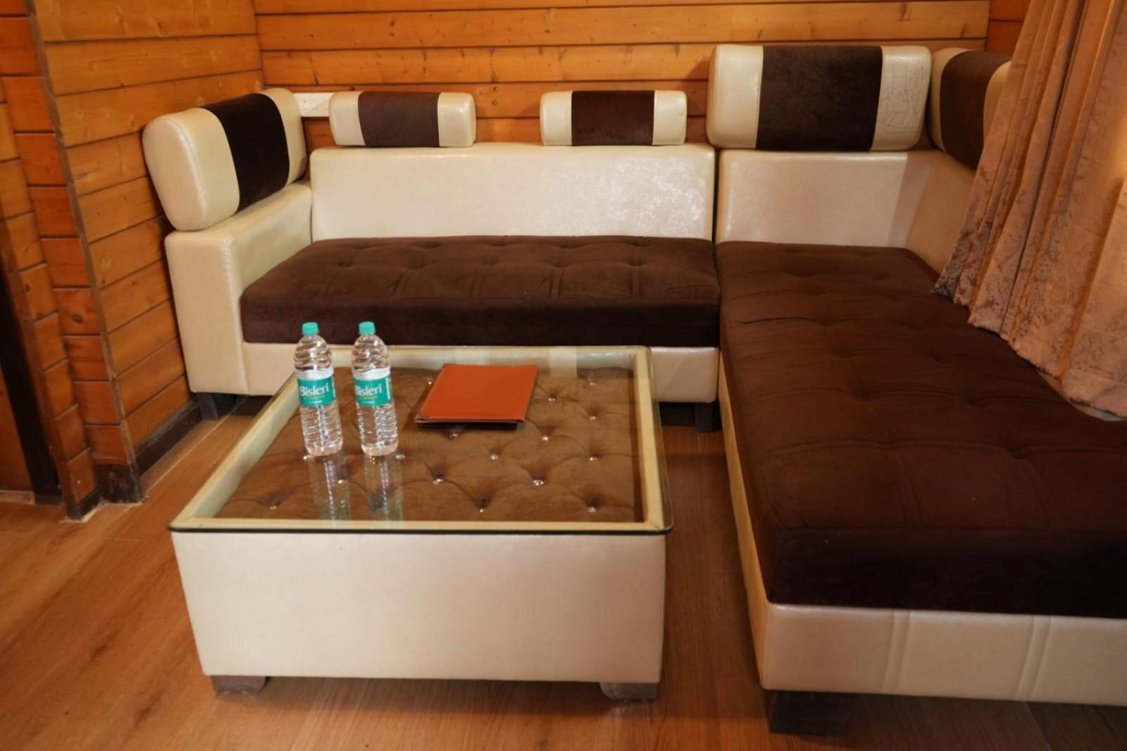 Namanbagh Hotell Alwar Eksteriør bilde